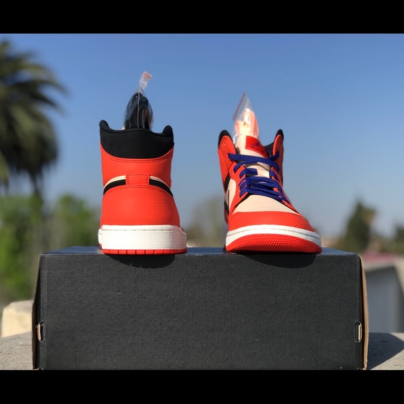 Nike Air Jordan 1 Mid Team Orange Black - Picture 4 of 6